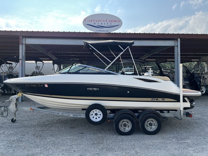2014 Sea Ray SLX 210