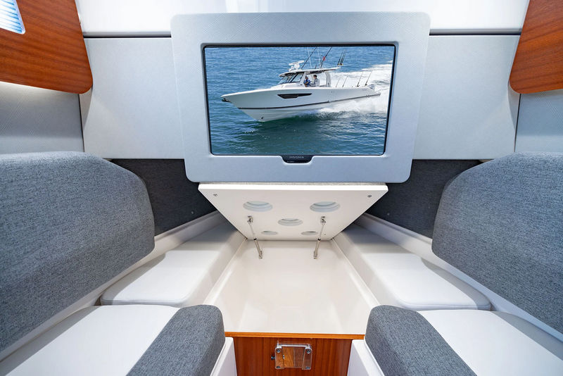 Boat Image 9
