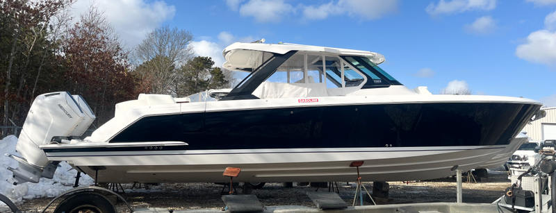 2026 Tiara Yachts 43 LS