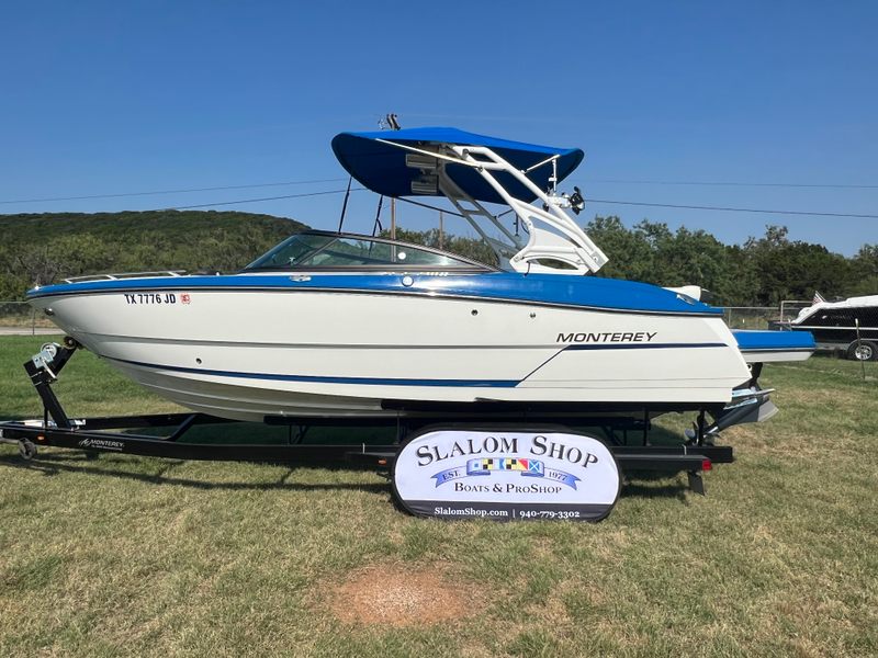 2018 Monterey 238 SS Surf