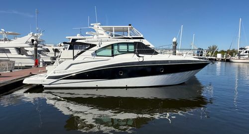 2016 Cruisers Yachts 41 Cantius
