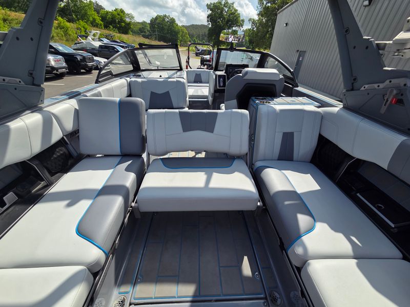 Boat Image 14