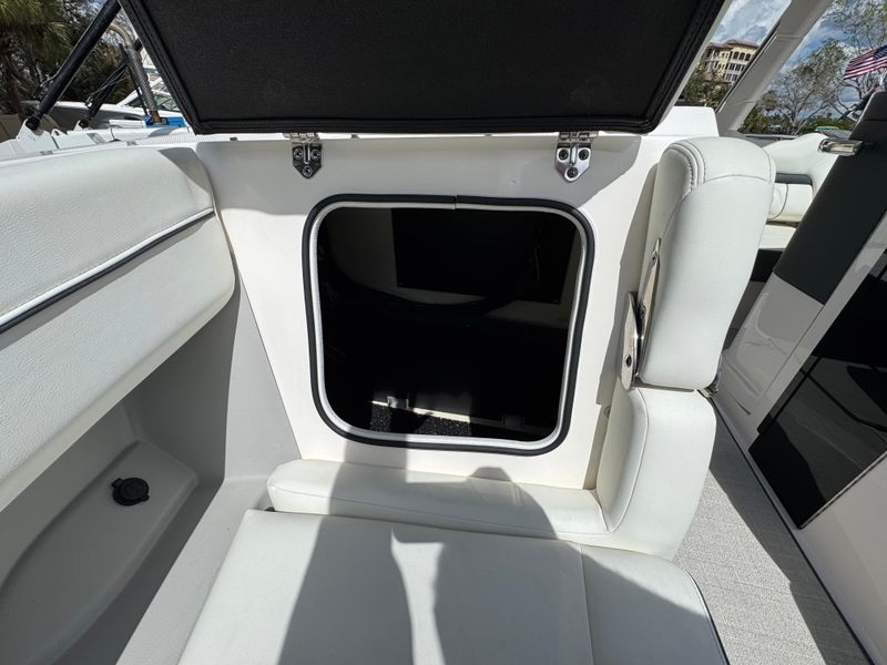 Boat Image 21