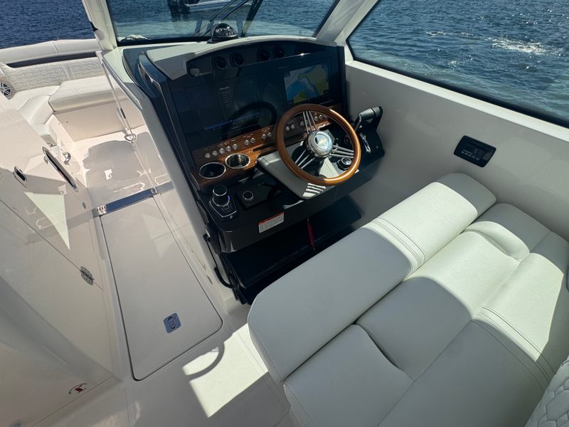 Boat Image 25
