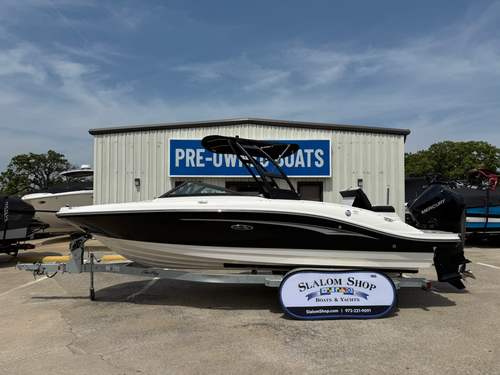 2024 Sea Ray SPX 210 OB